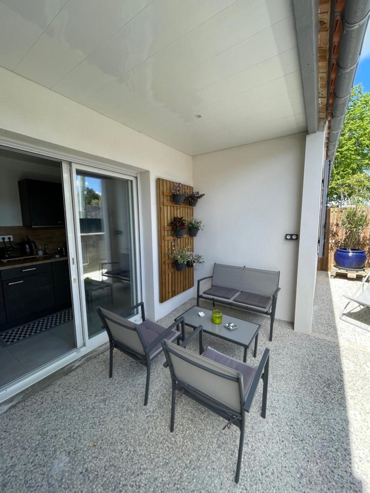 Maison Chaleureuse Avec Terrasse Privative Proche De La Gare Et Du Centre-Ville Rochefort  Exterior foto